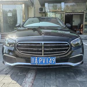 Beijing- Benz E300L 5-Seater Car