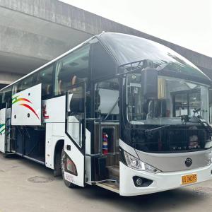 Guangzhou-50Seater-Bus