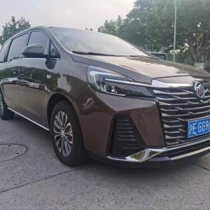 Shanghai-Buick-GL8-7Seater-Car